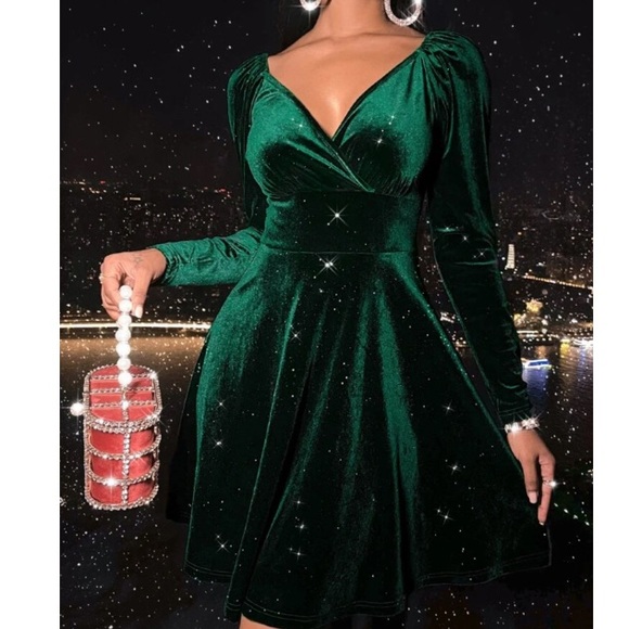 Burgundy velvet  surplice neckline long sleeve A line mini dress - Picture 13 of 15